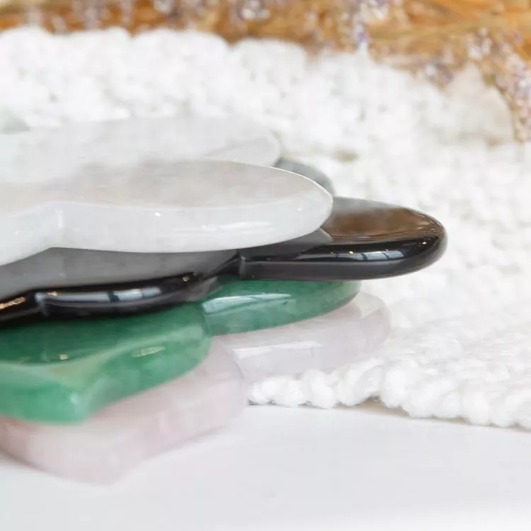Varför blir Jade Roller Gua Sha-set en hudvårdsfaktor för alla