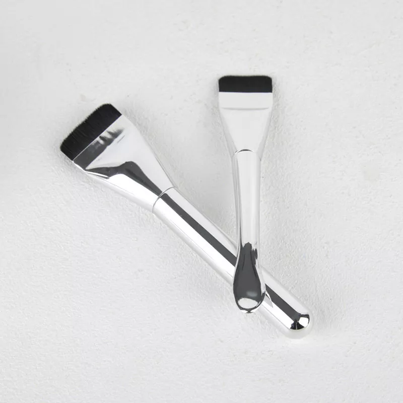 Foundation enkla sminkborstar